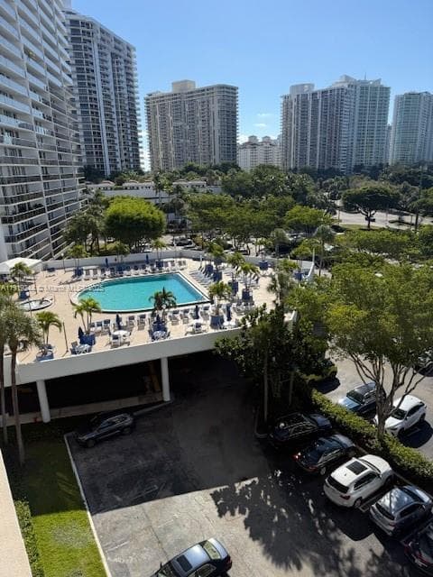 3701 N Country Club Dr 706 photo 1