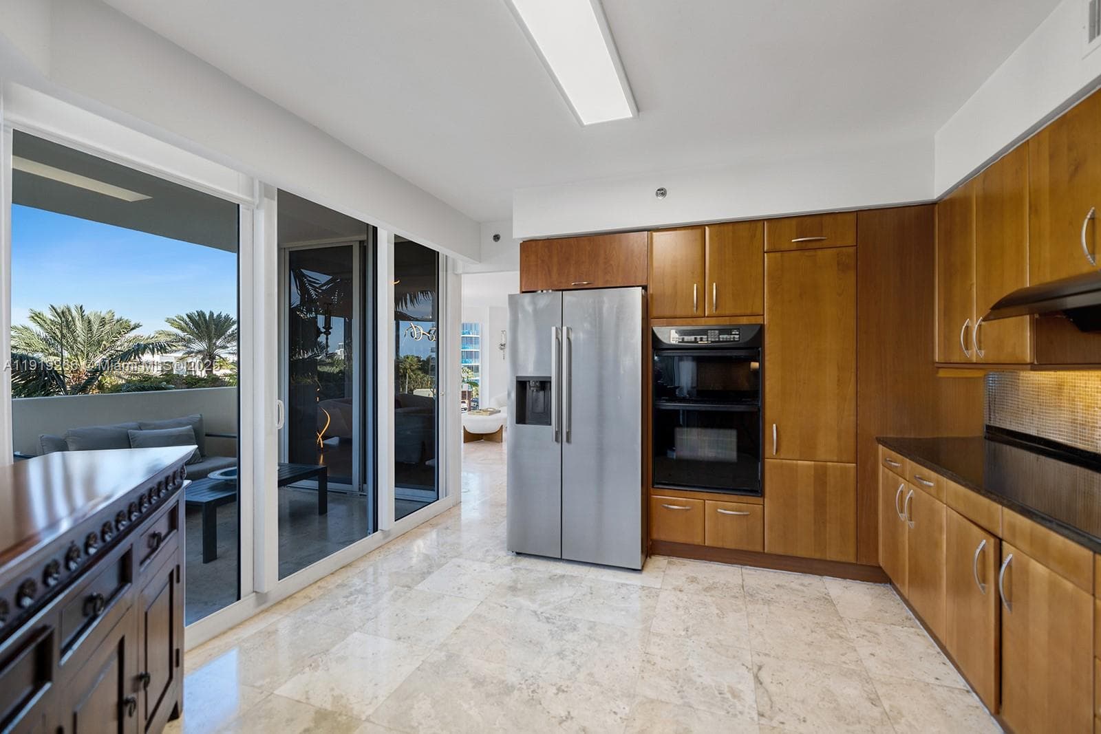 19333 Collins Ave 504 photo 5