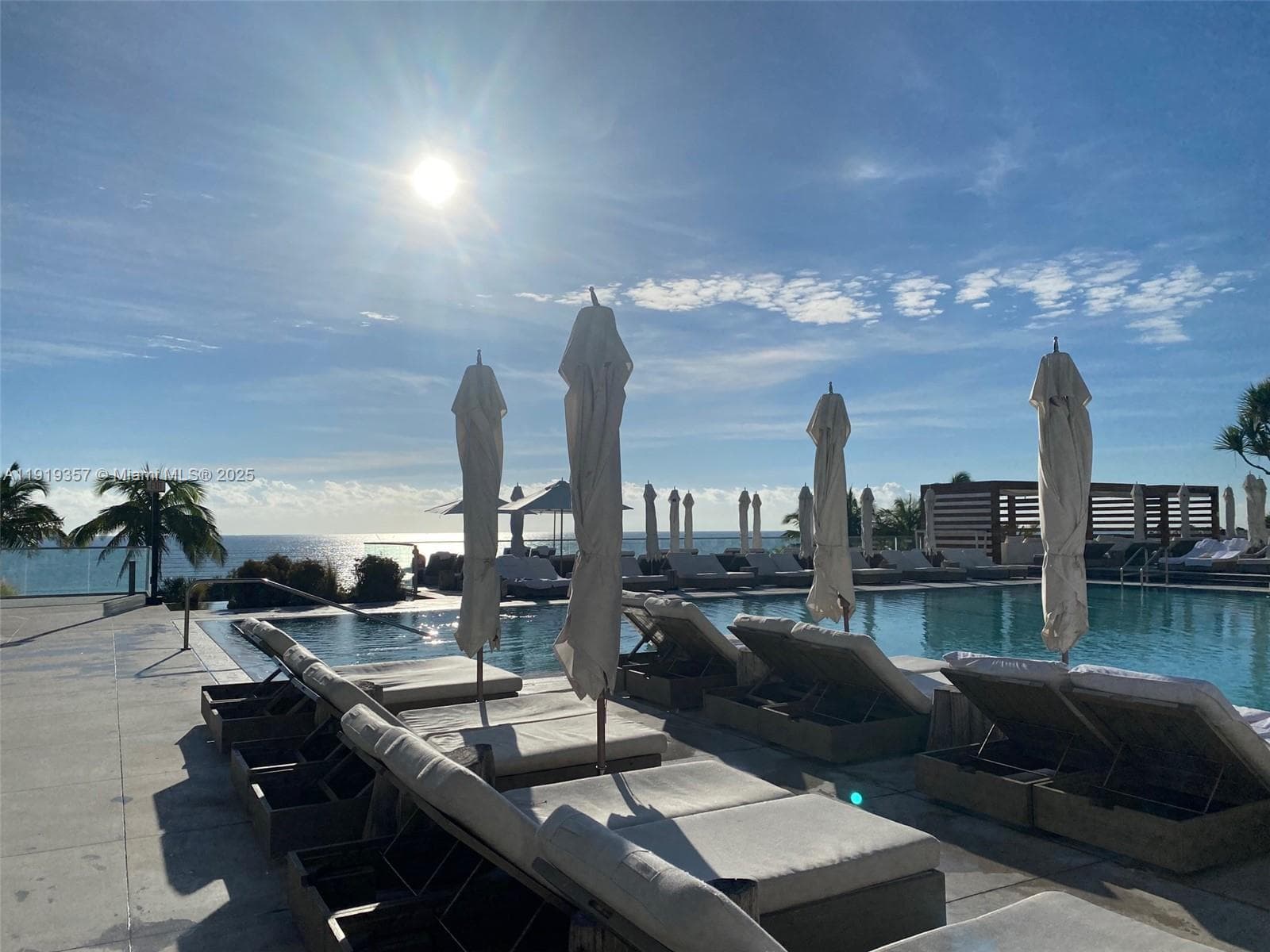 2301 Collins Ave 1512 photo 17