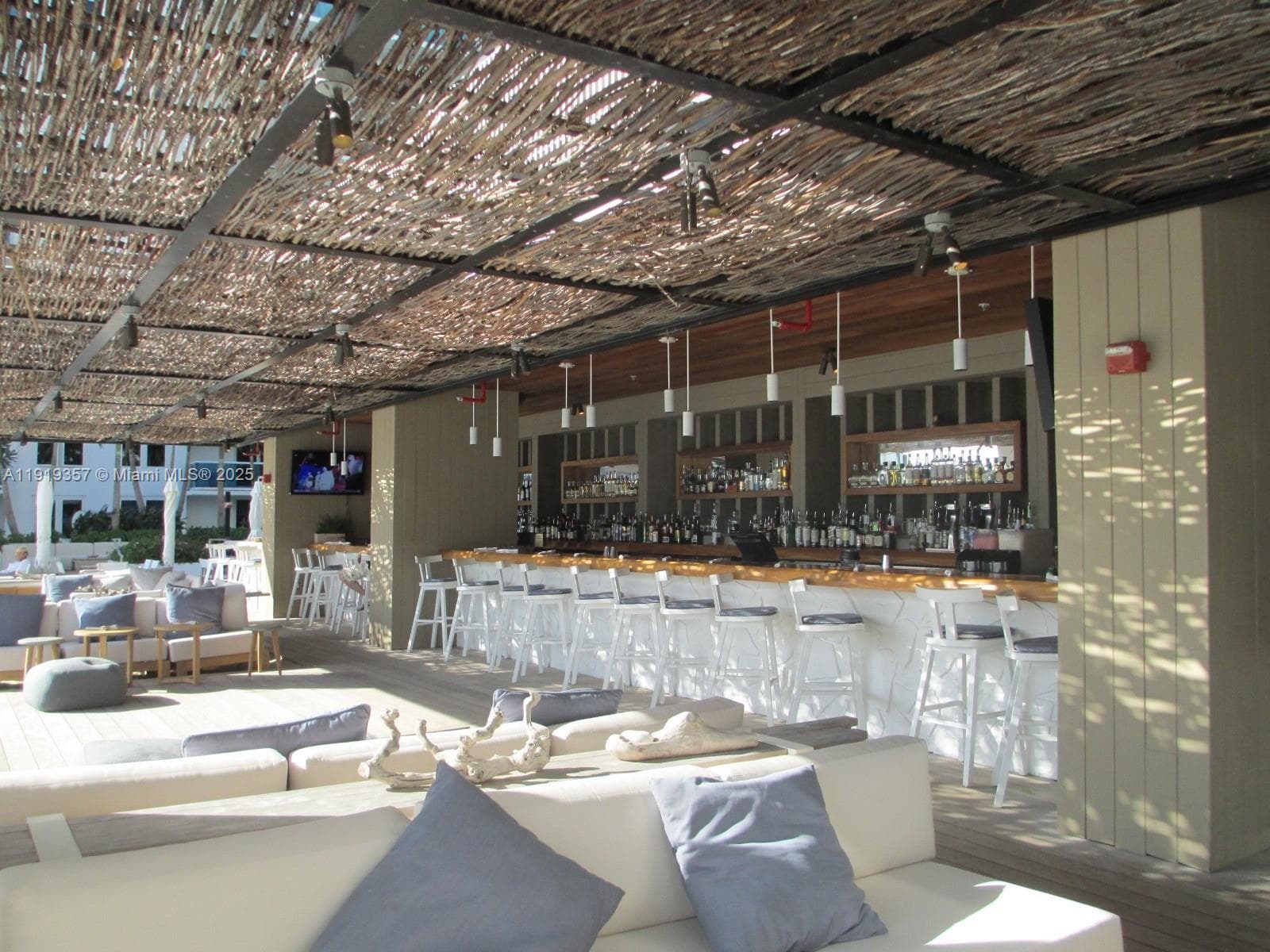 2301 Collins Ave 1512 photo 22