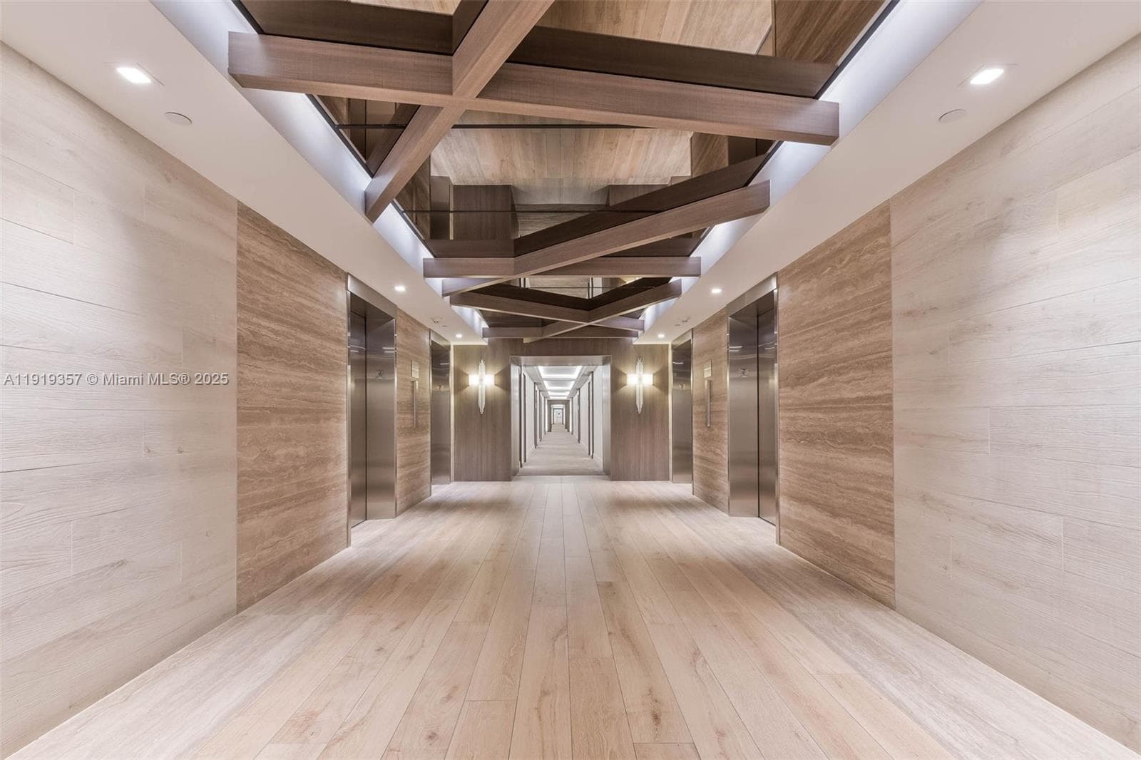 2301 Collins Ave 1512 photo 14