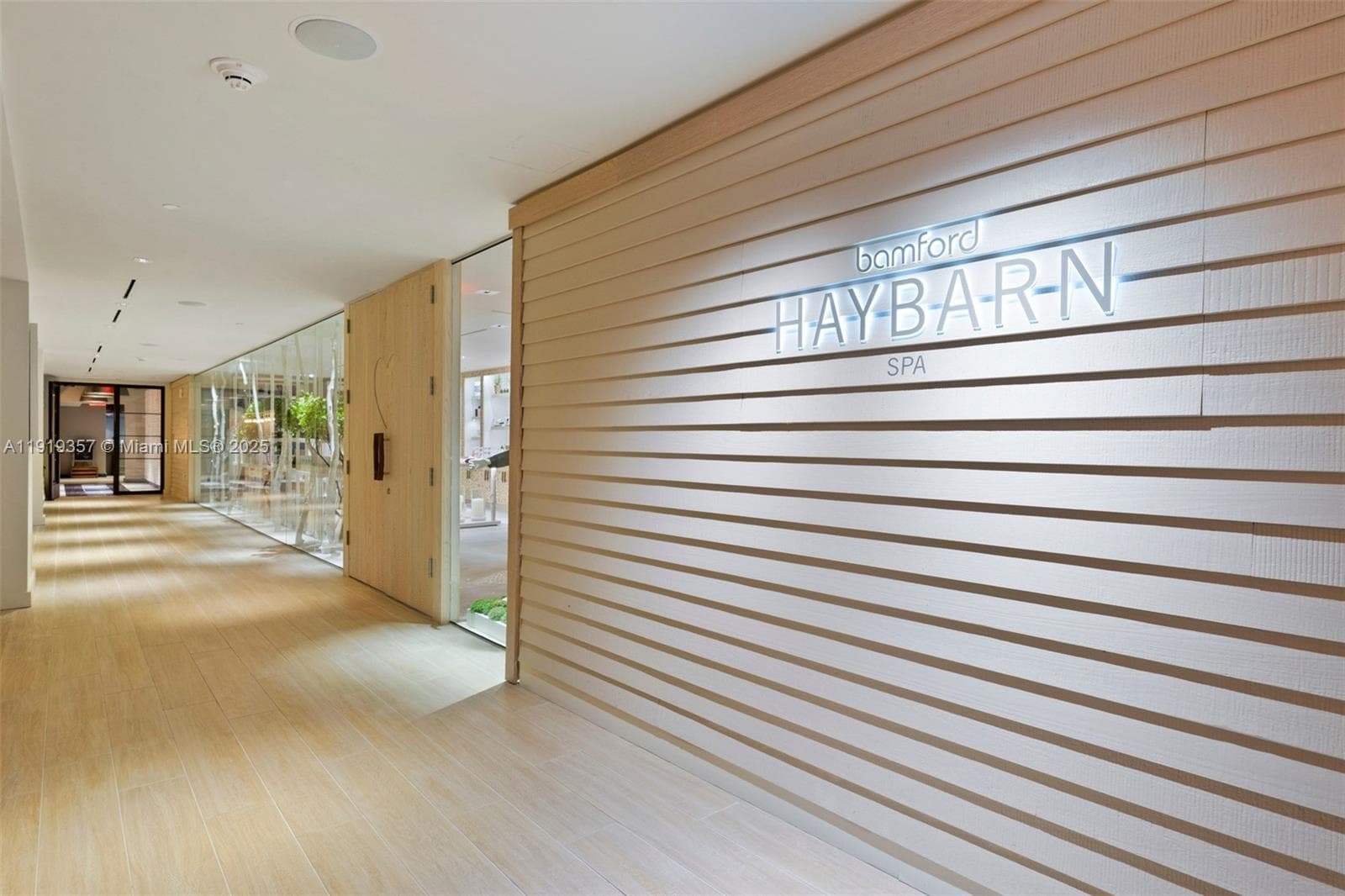 2301 Collins Ave 1512 photo 21