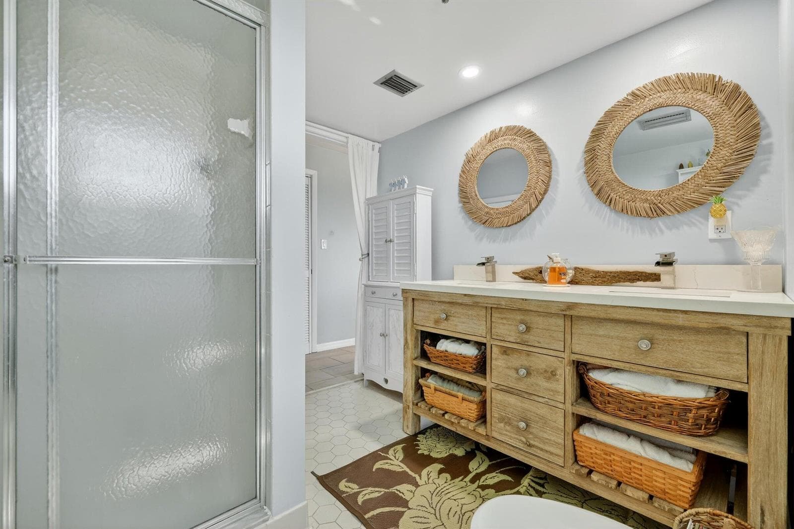 801 S Ocean Drive 910 photo 13