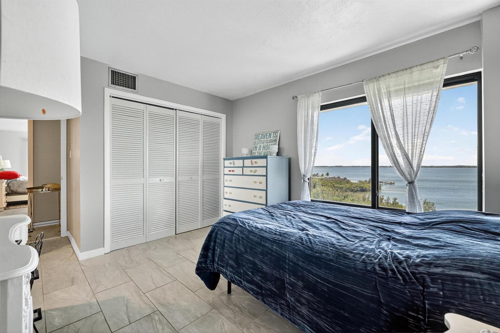 801 S Ocean Drive 910 photo 7