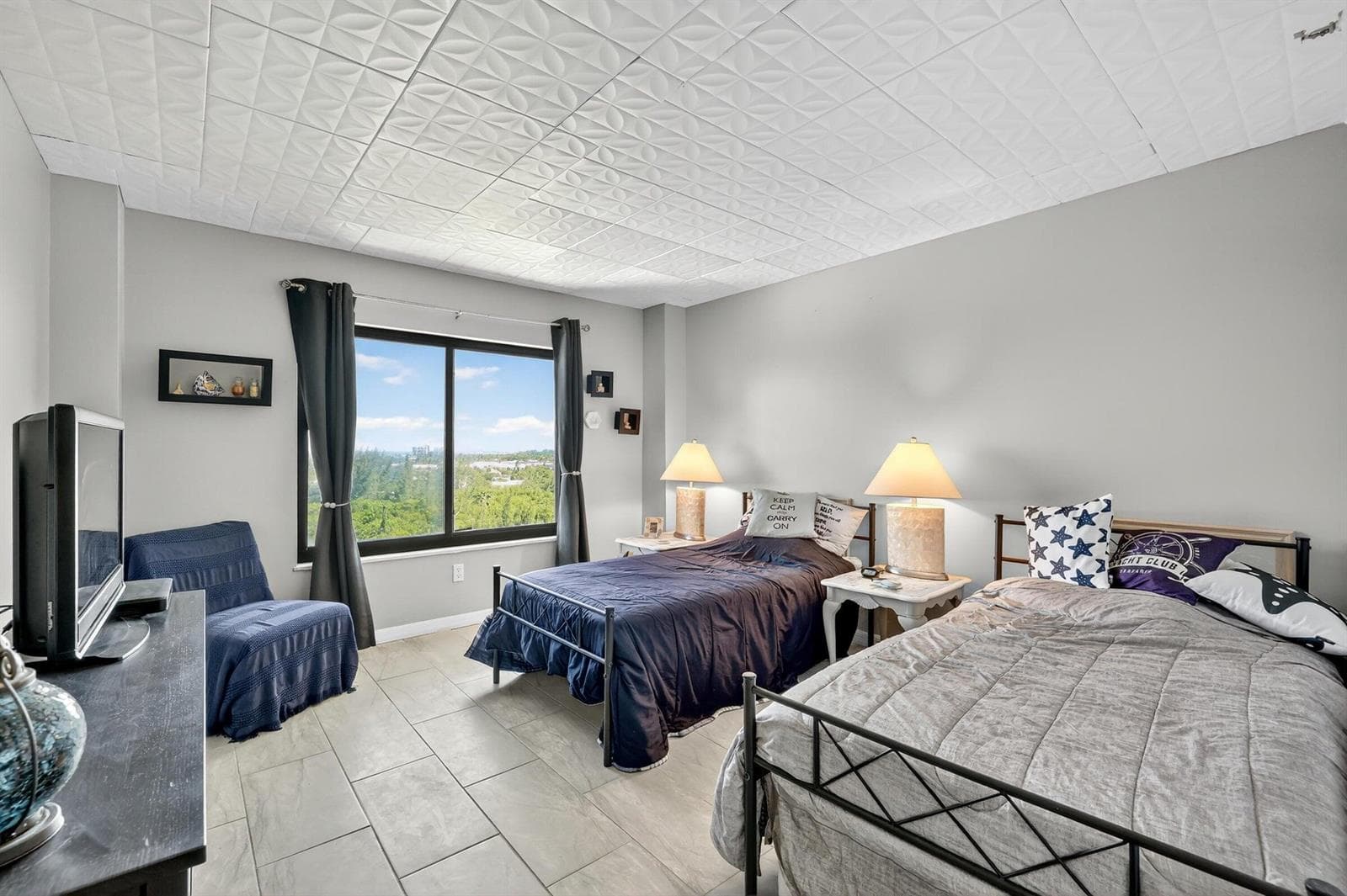 801 S Ocean Drive 910 photo 5