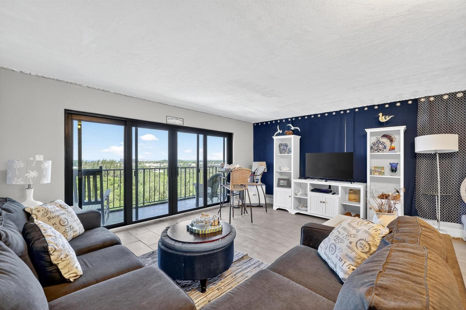 801 S Ocean Drive 910 photo 19