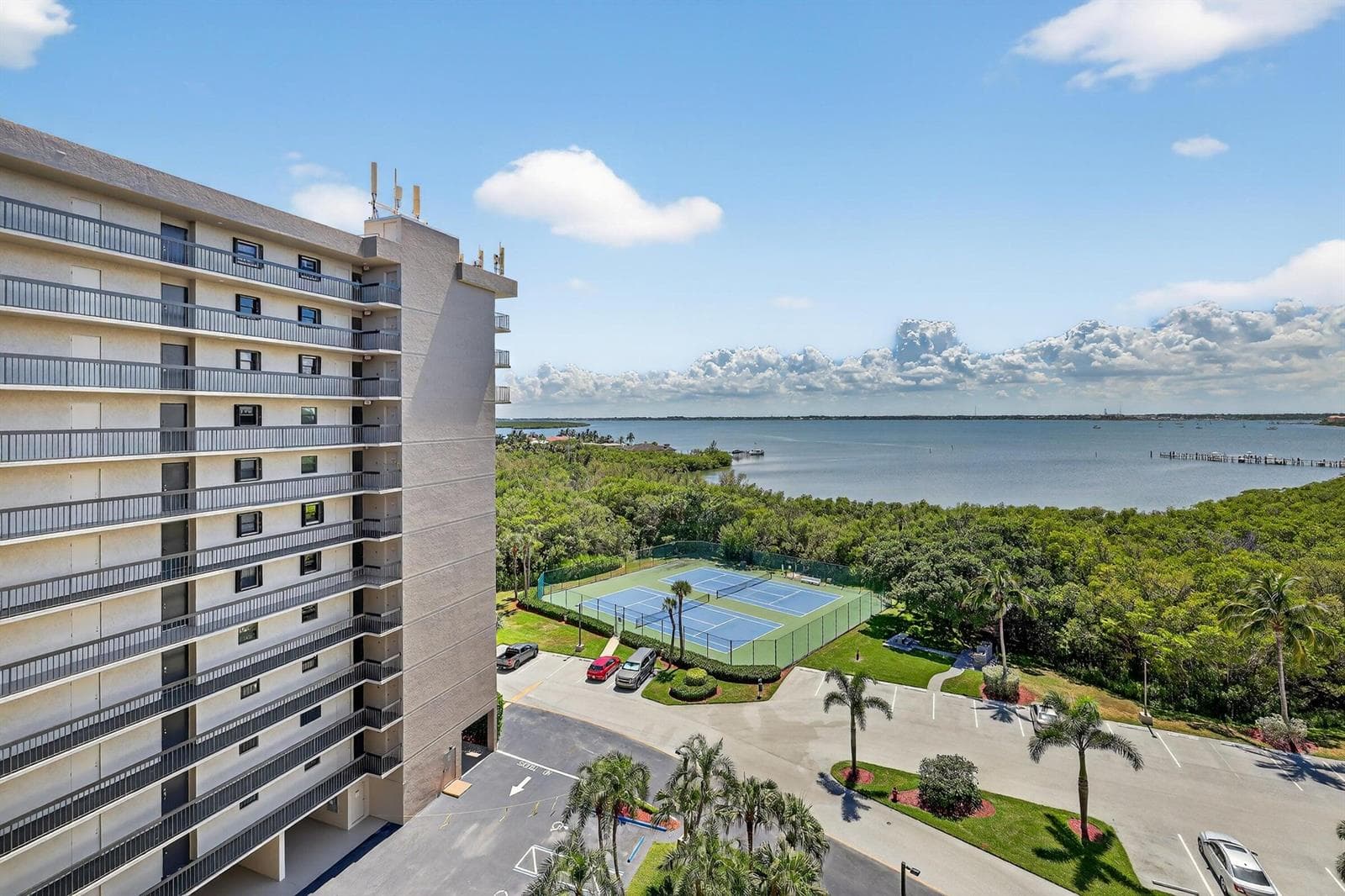 801 S Ocean Drive 910 photo 8