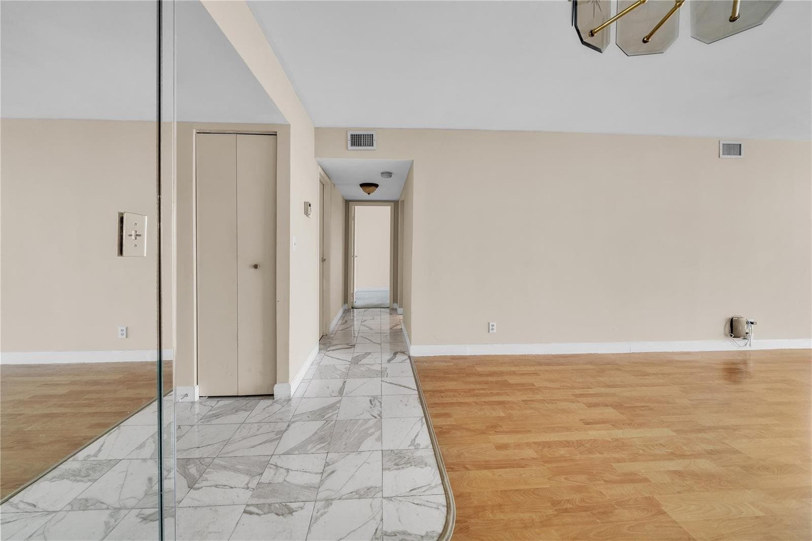1000 Parkview Drive 925 photo 12