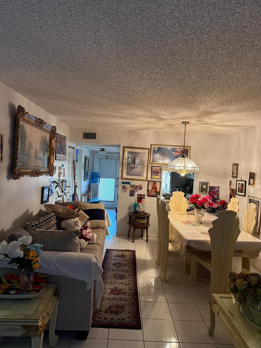 130 Lake Meryl Drive 126 photo 2