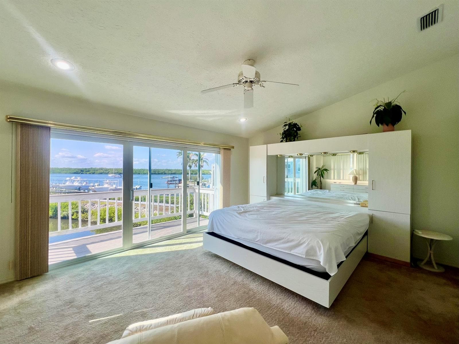 2486 Harbour Cove Drive photo 16