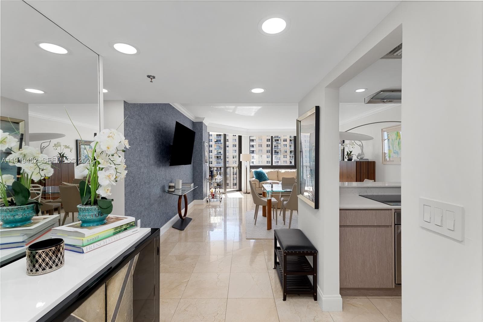 520 Brickell Key Dr A1207 photo 4