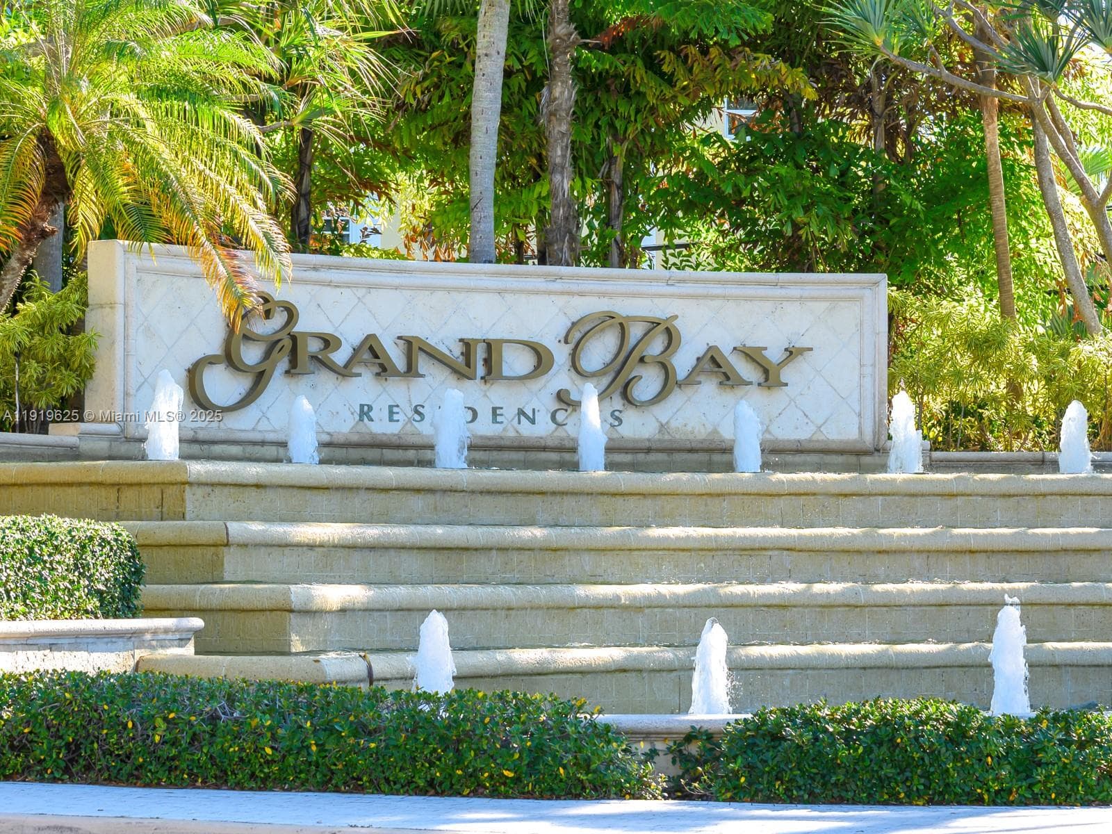 445 Grand Bay Dr 303 photo 2