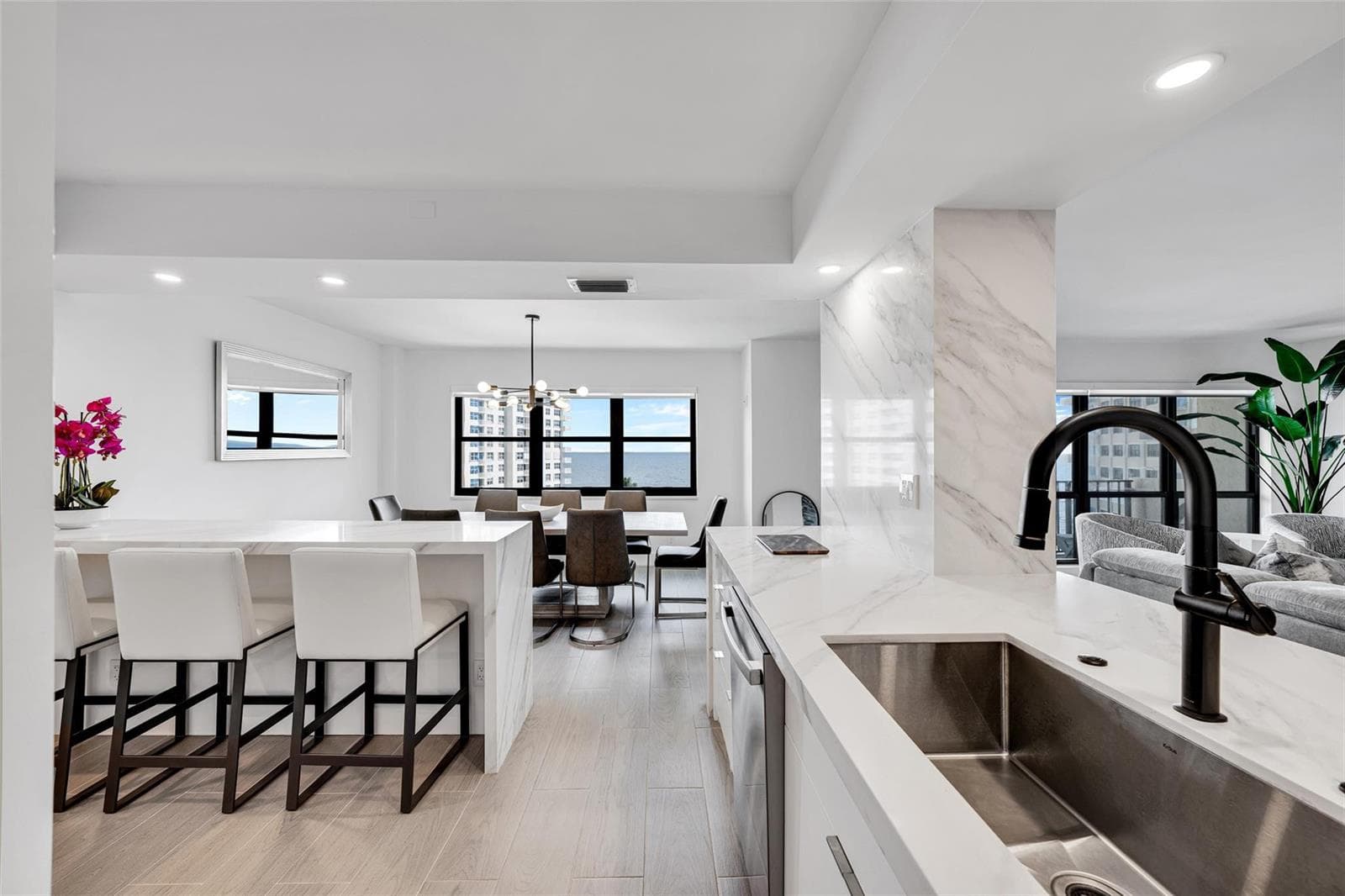 5100 N Ocean Boulevard 1016 photo 2