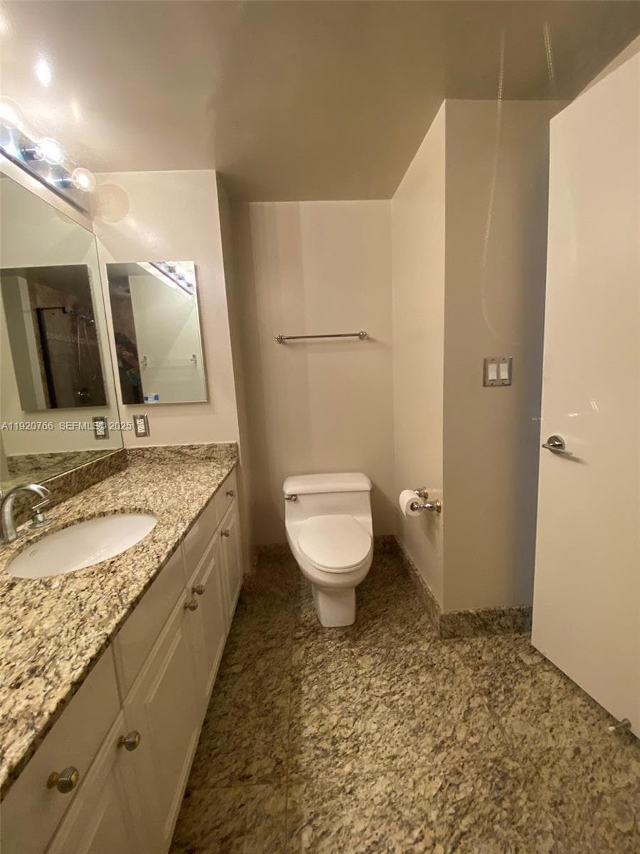 3600 Yacht Club Dr 1204 photo 14