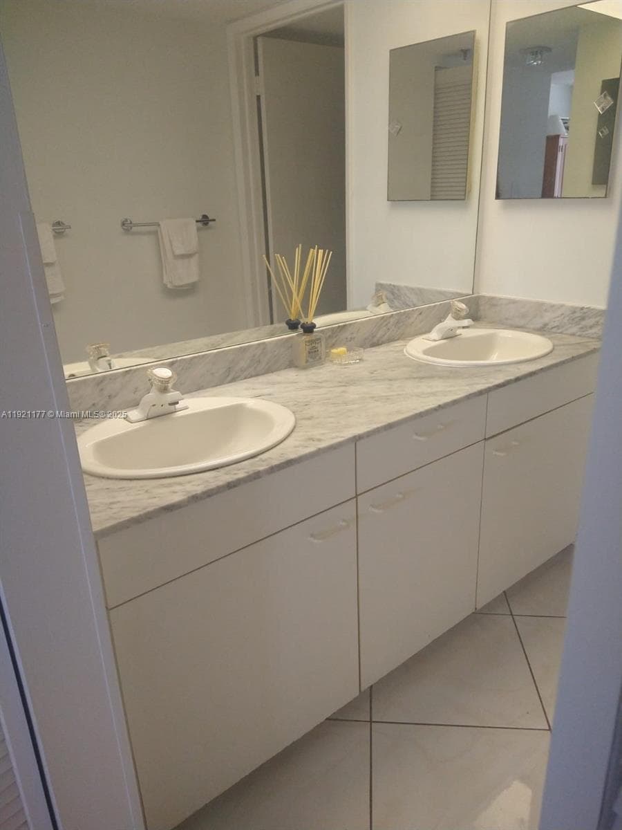 9341 Collins Ave 303 photo 8