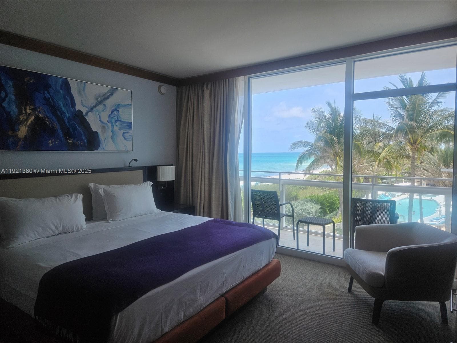 6801 Collins Ave 320 photo 17