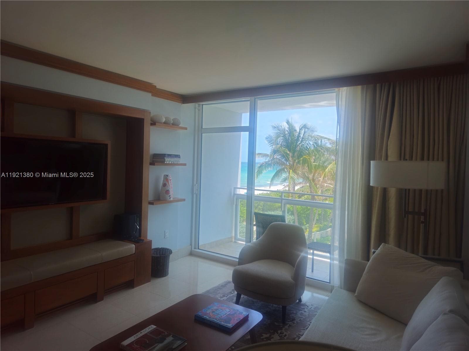 6801 Collins Ave 320 photo 12