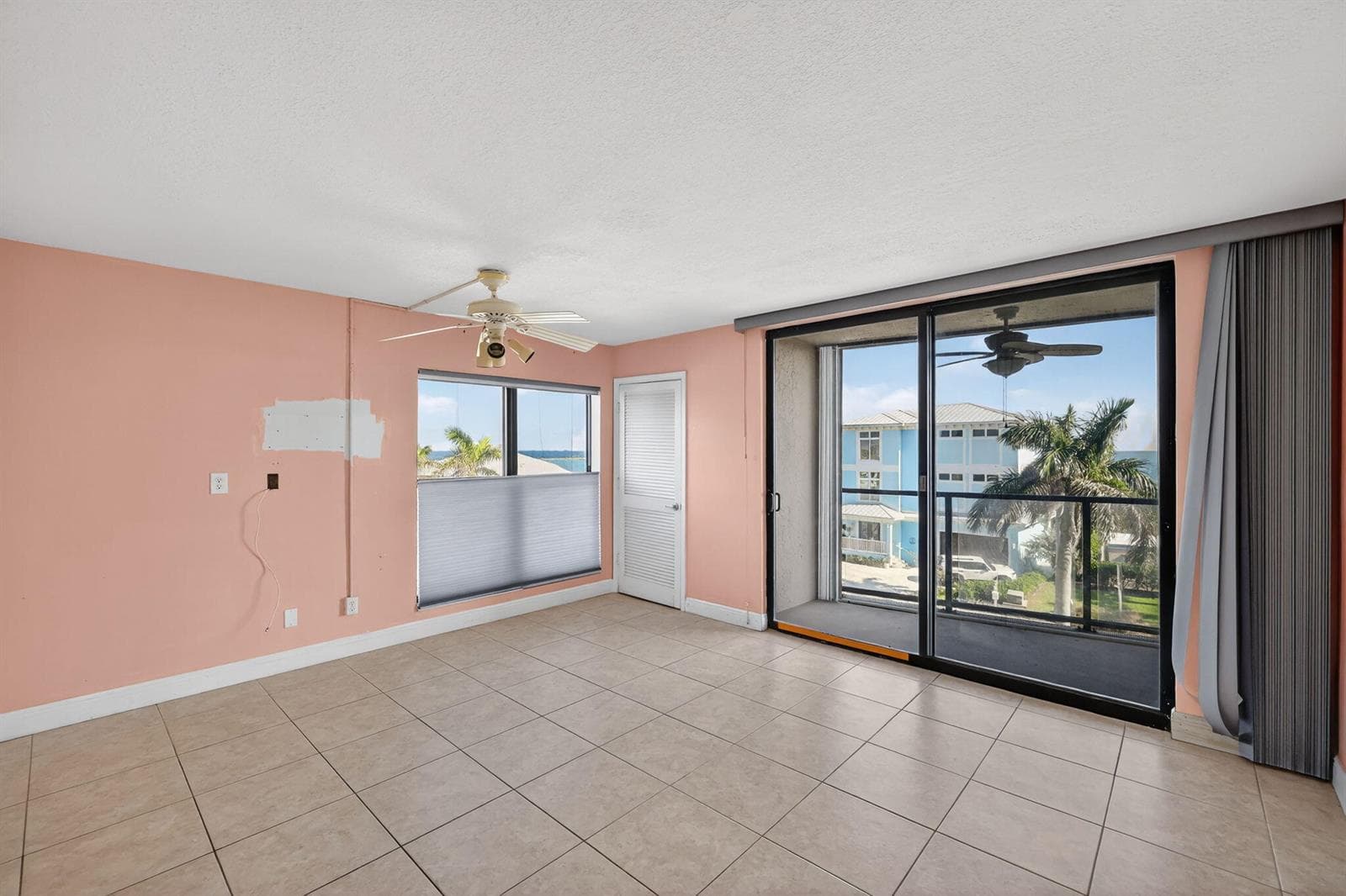355 S Ocean Drive F-405 photo 23