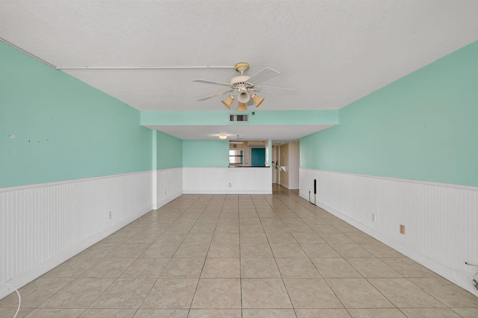 355 S Ocean Drive F-405 photo 15