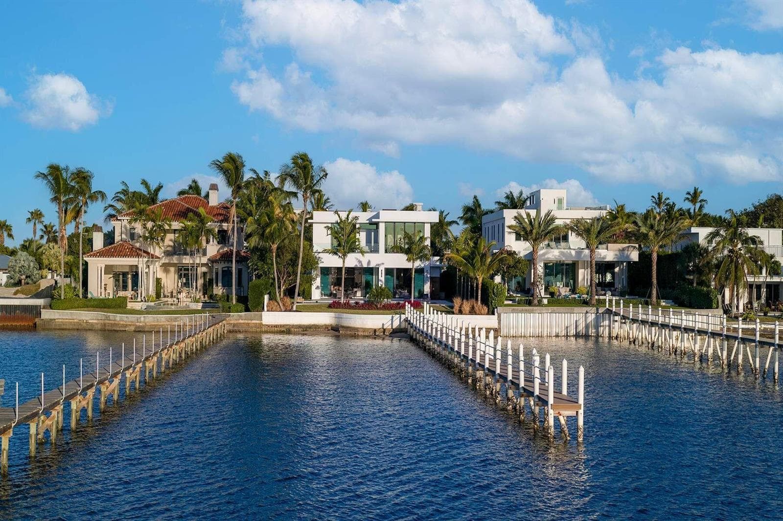 807 N Atlantic Drive photo 4