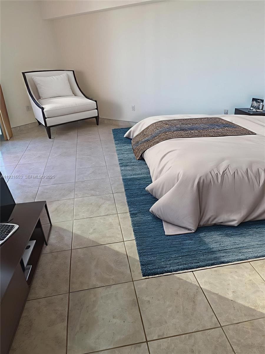 3370 Hidden Bay Dr 1914 photo 9