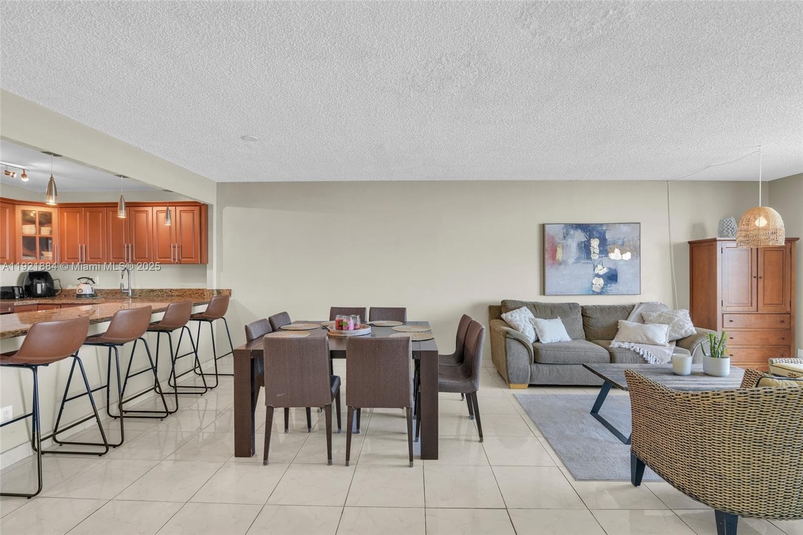 2500 Parkview Dr 2411 photo 20