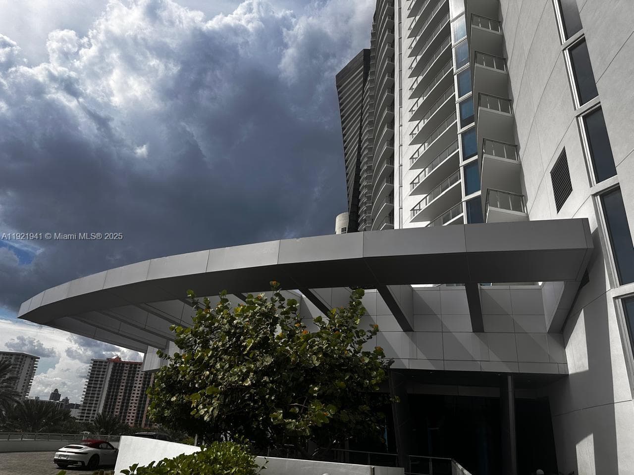 17001 Collins Ave 2601 photo 6
