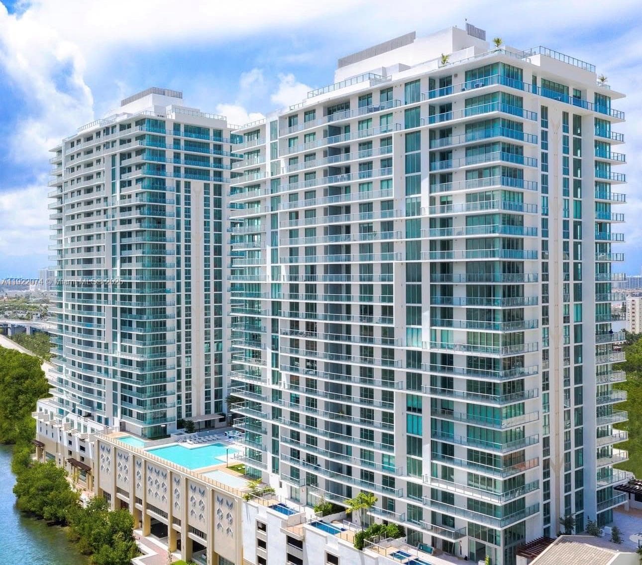 330 Sunny Isles Blvd 5-2002 photo 1