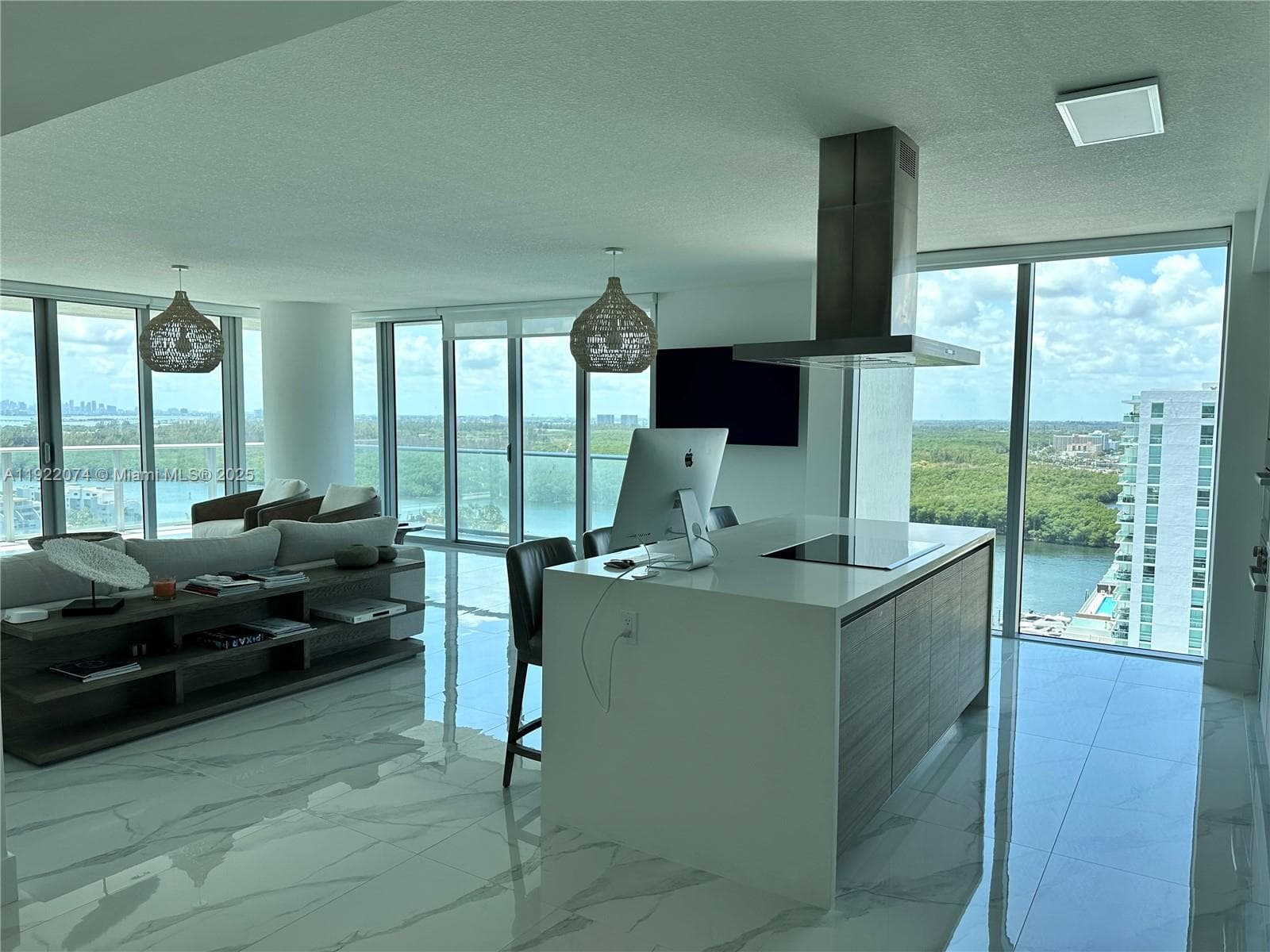 330 Sunny Isles Blvd 5-2002 photo 20