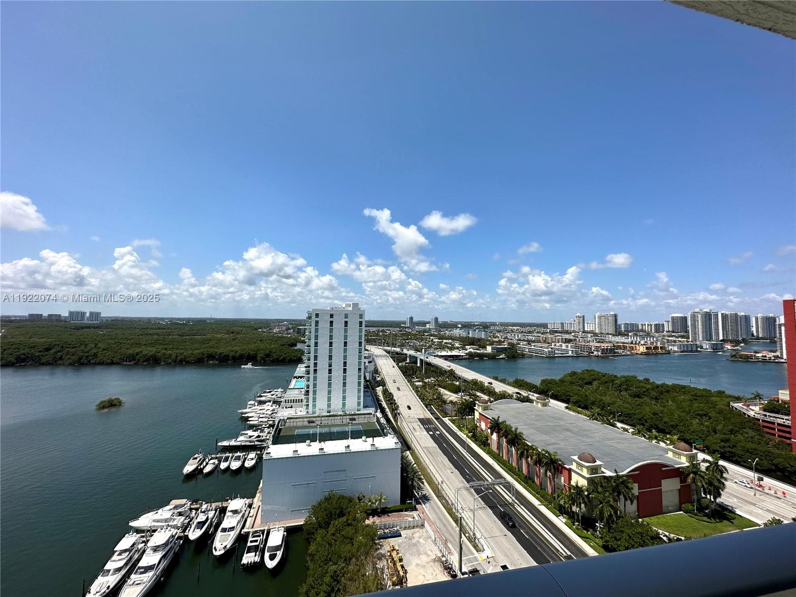 330 Sunny Isles Blvd 5-2002 photo 24