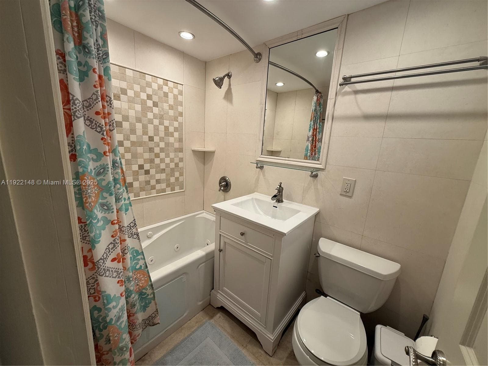 1775 Harbourview Dr 5 photo 5