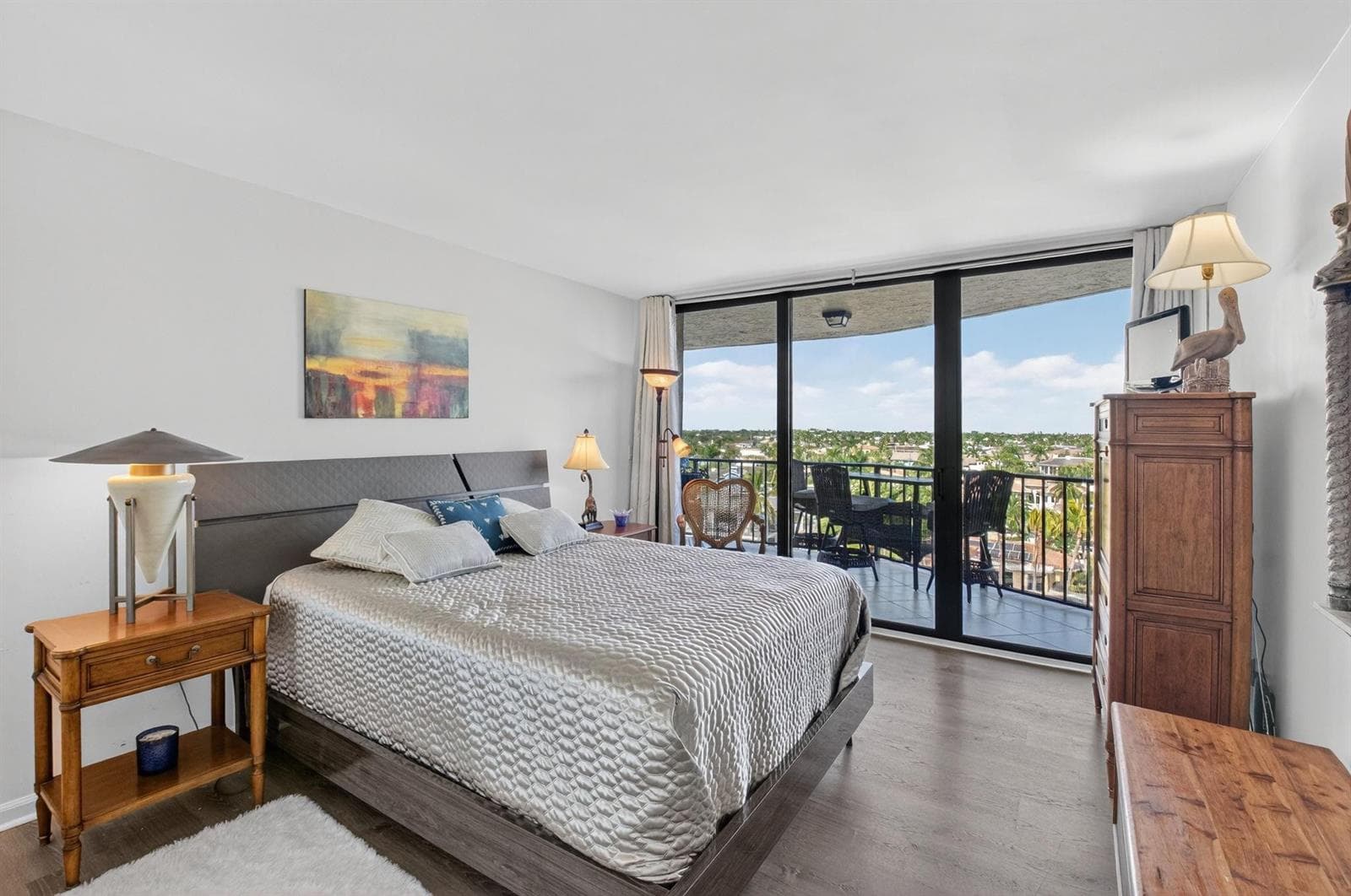899 Jeffery Street 710 photo 21
