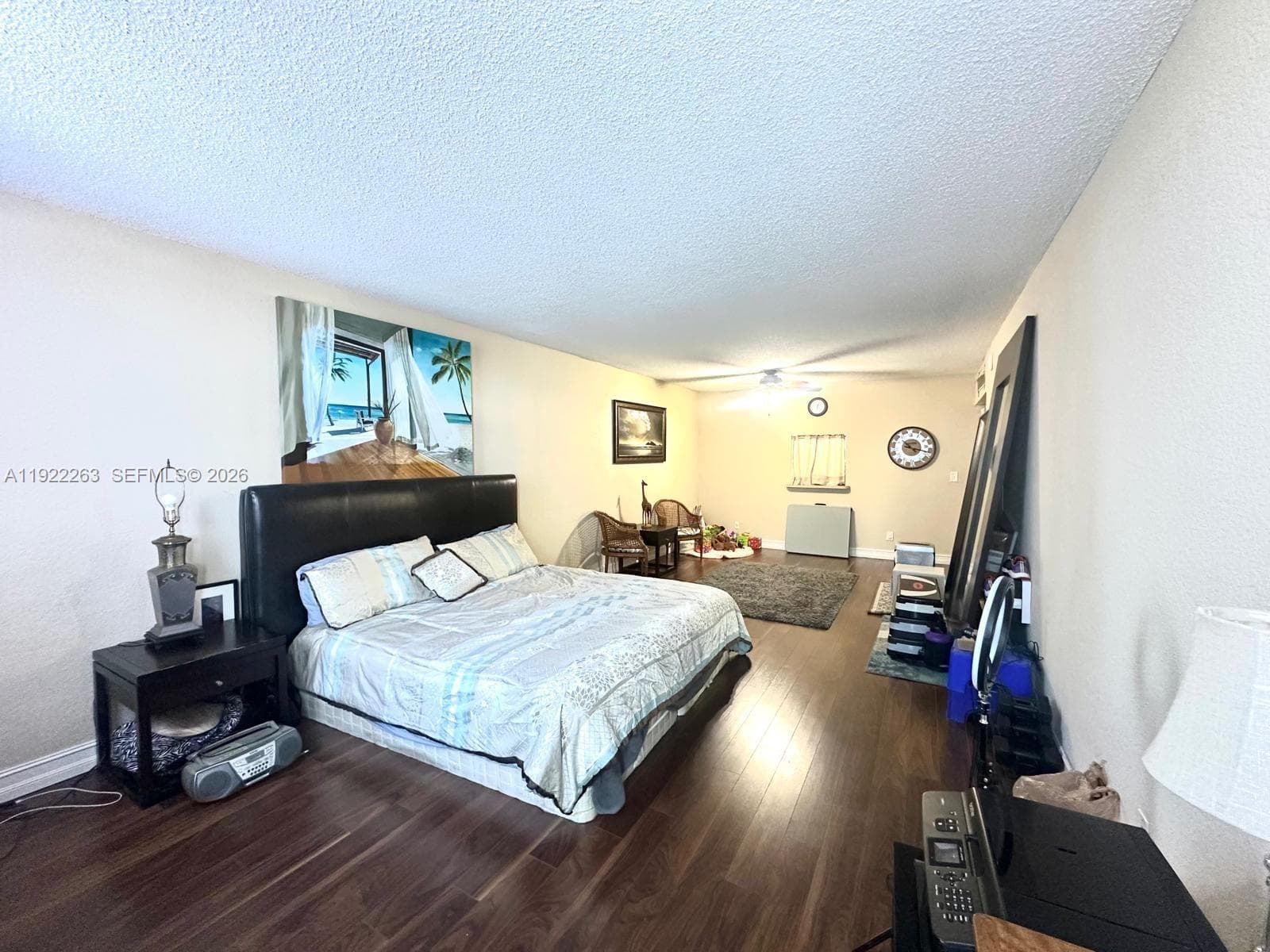19390 Collins Ave 414 photo 8