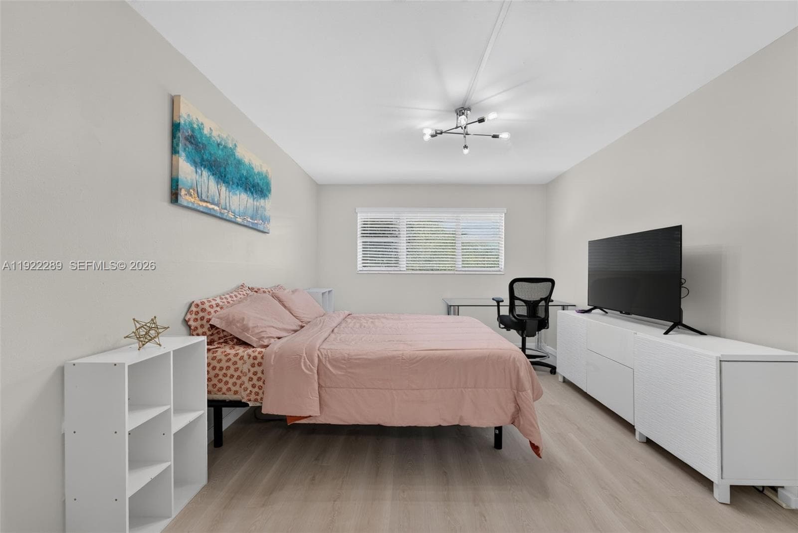 300 Layne Blvd 303 photo 13