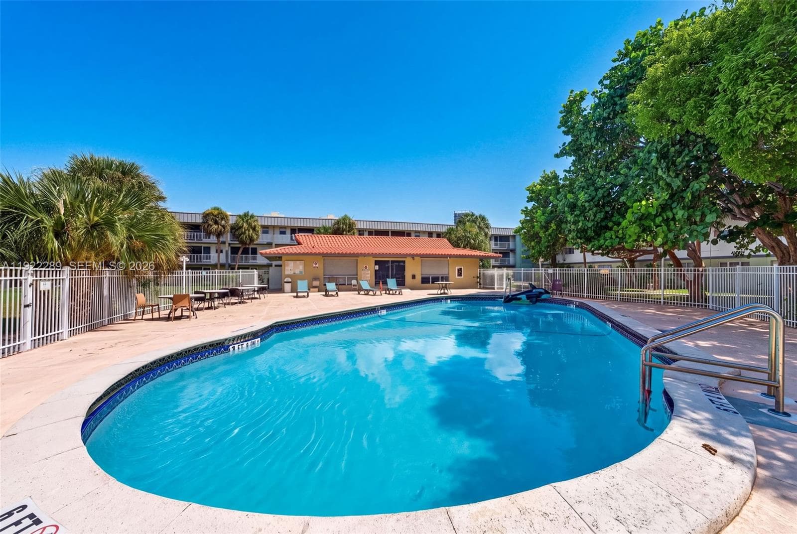 300 Layne Blvd 303 photo 19