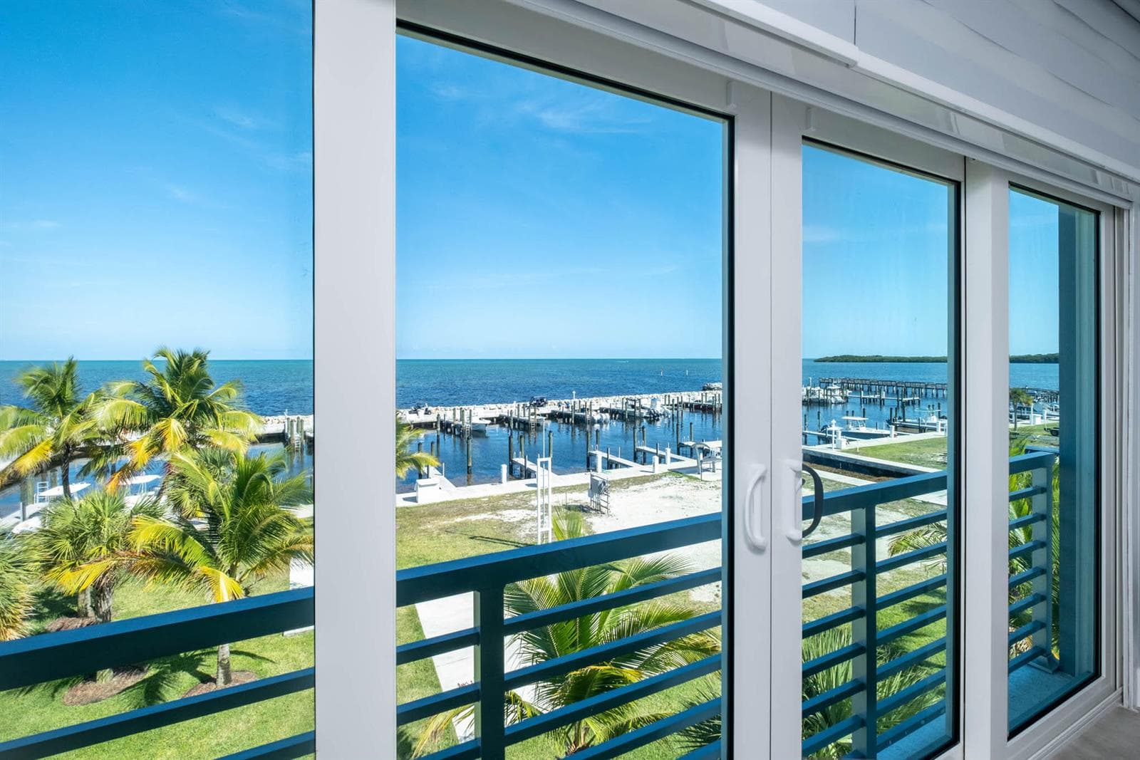 94825 Overseas Highway 204 photo 1