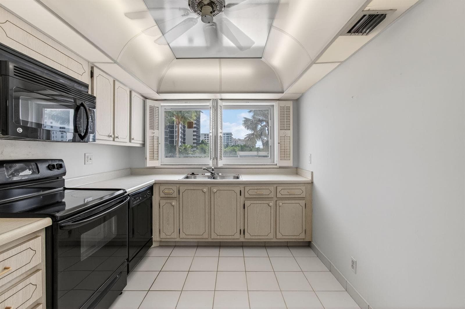 3300 S Ocean Boulevard 320-c photo 15