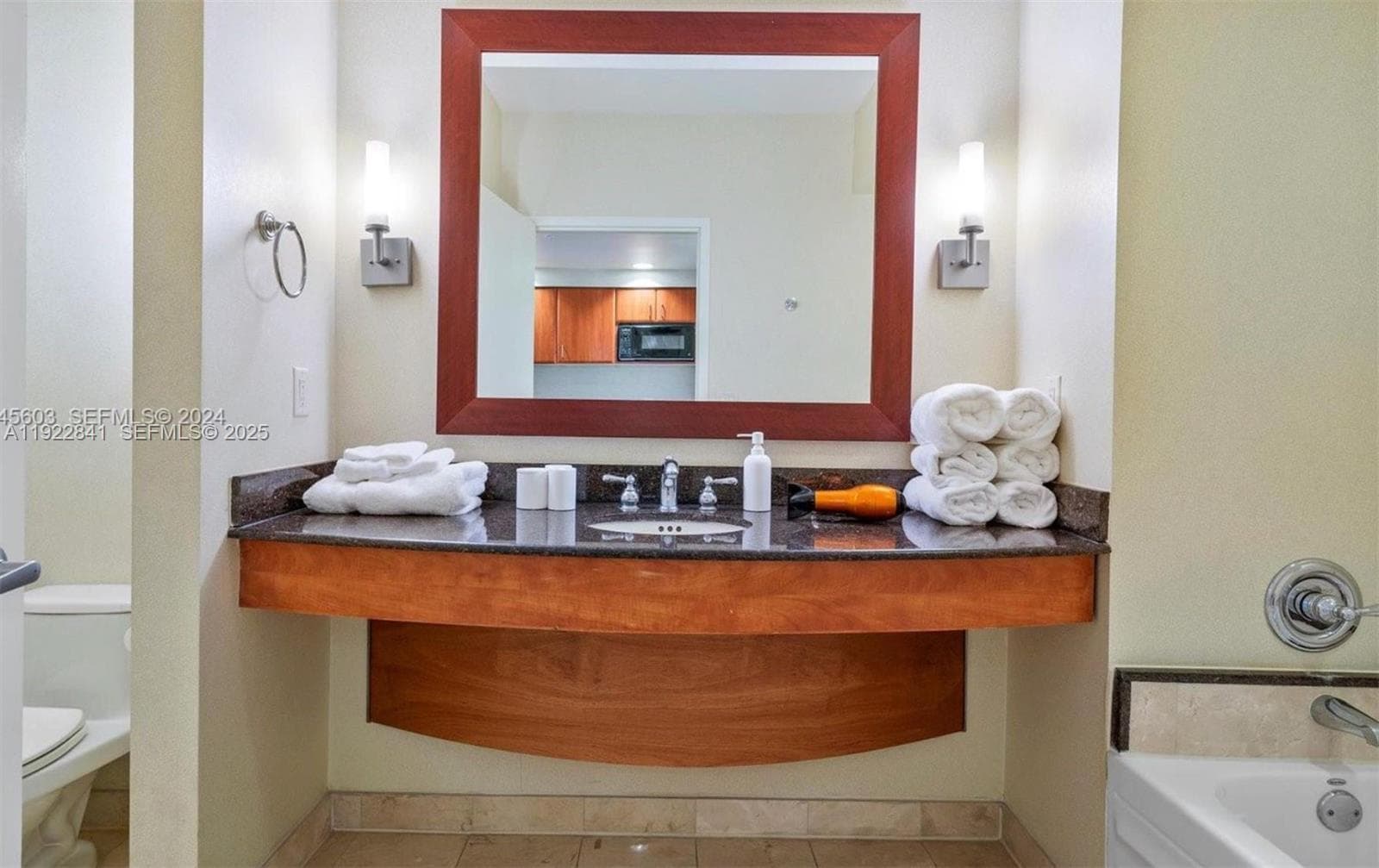 18001 Collins Ave 717 photo 10