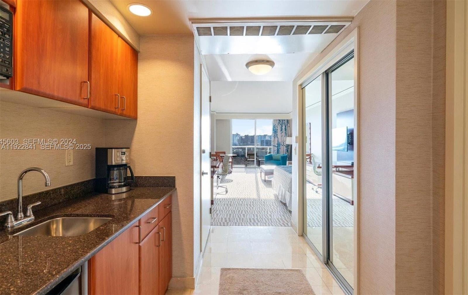 18001 Collins Ave 717 photo 4