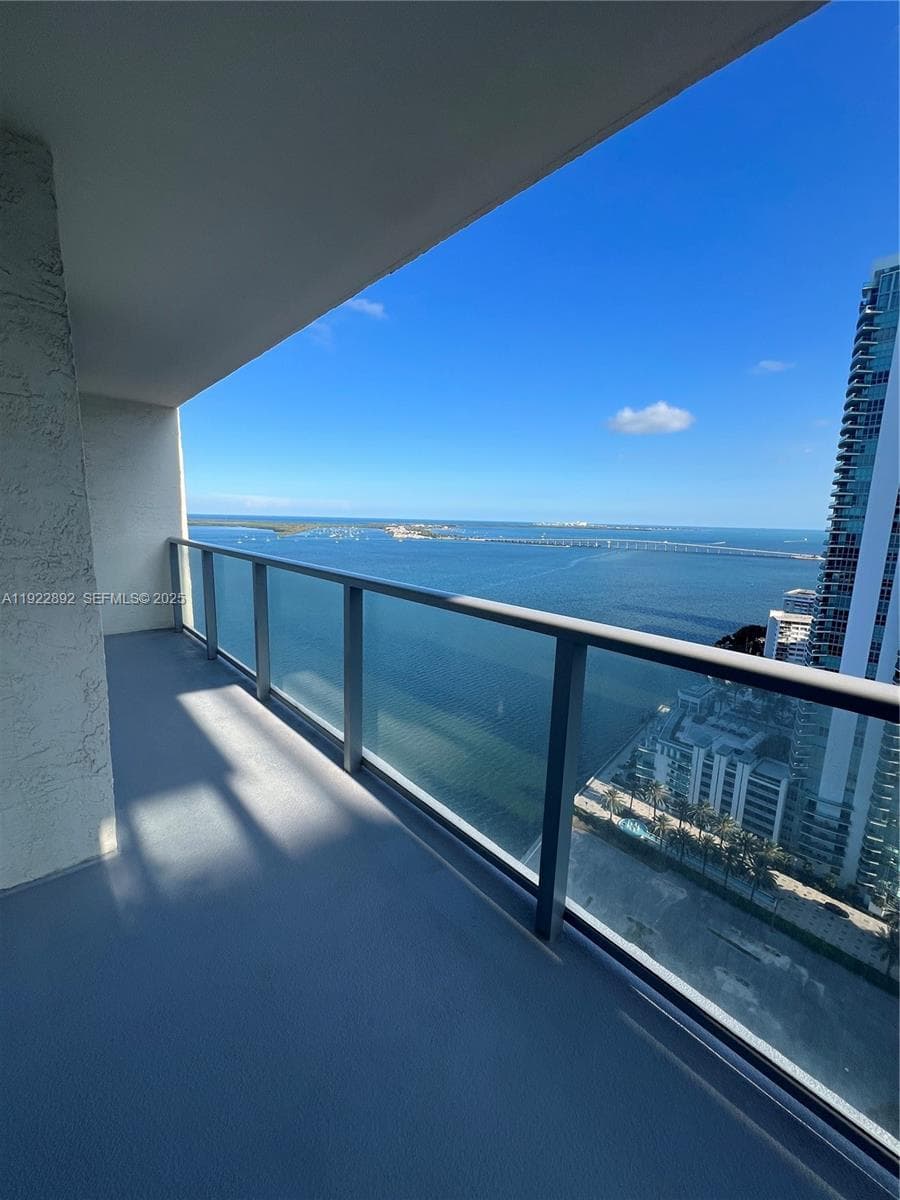 1155 Brickell Bay Dr 3205 photo 2