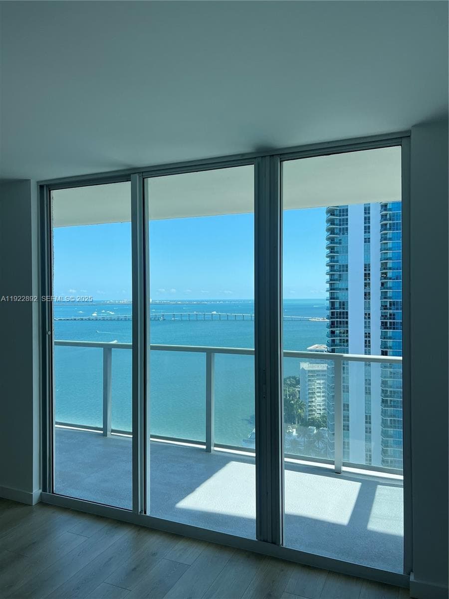 1155 Brickell Bay Dr 3205 photo 9