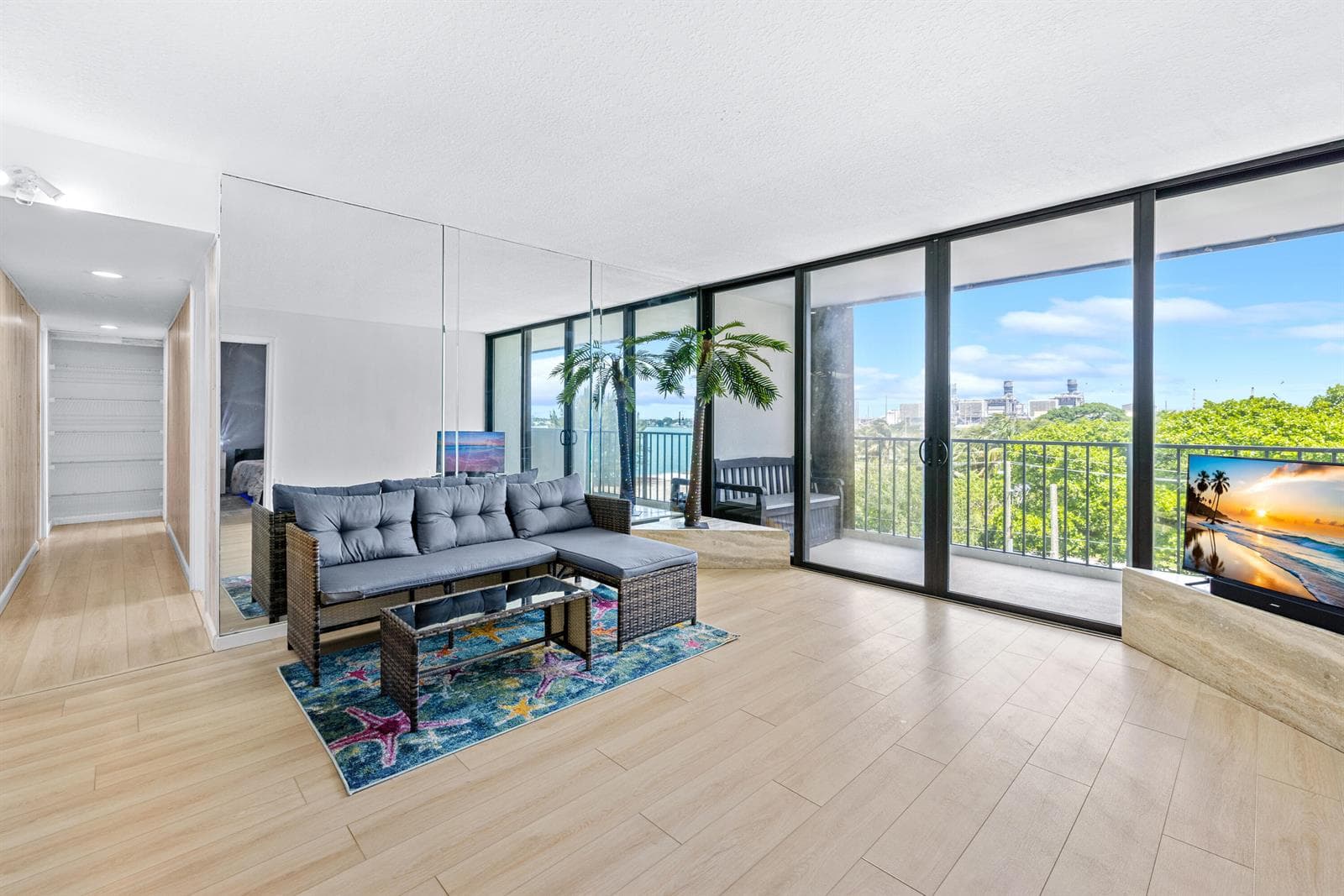 5600 N Flagler Drive 407 photo 6