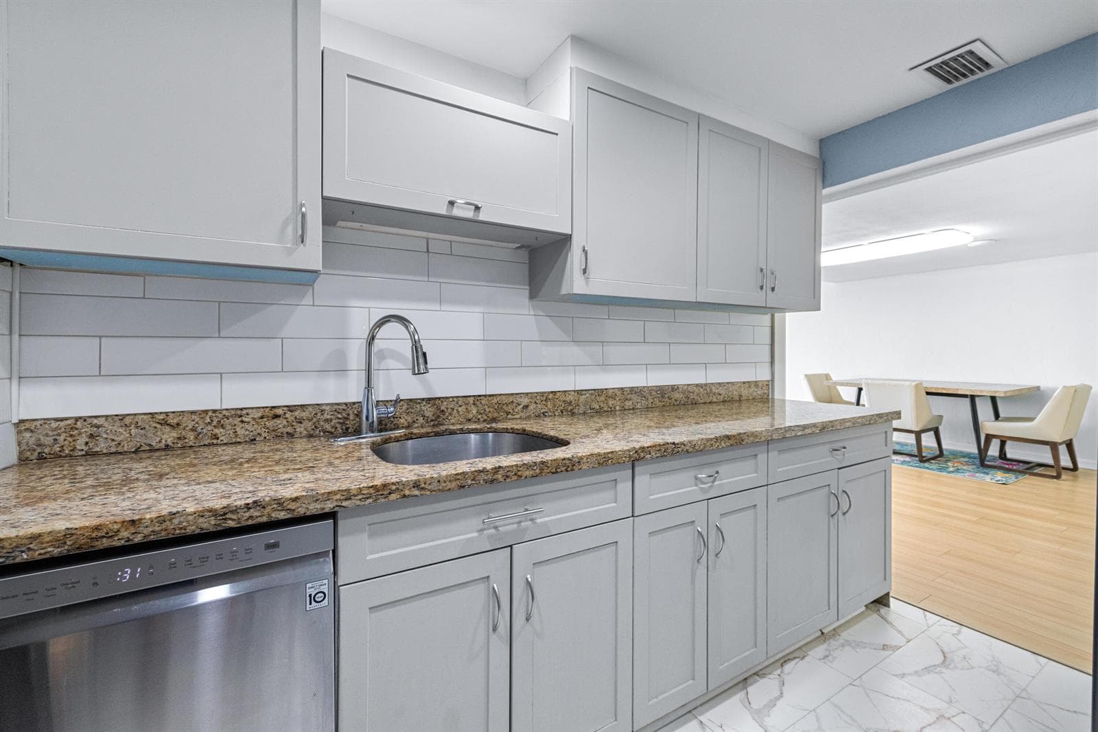 5600 N Flagler Drive 407 photo 15