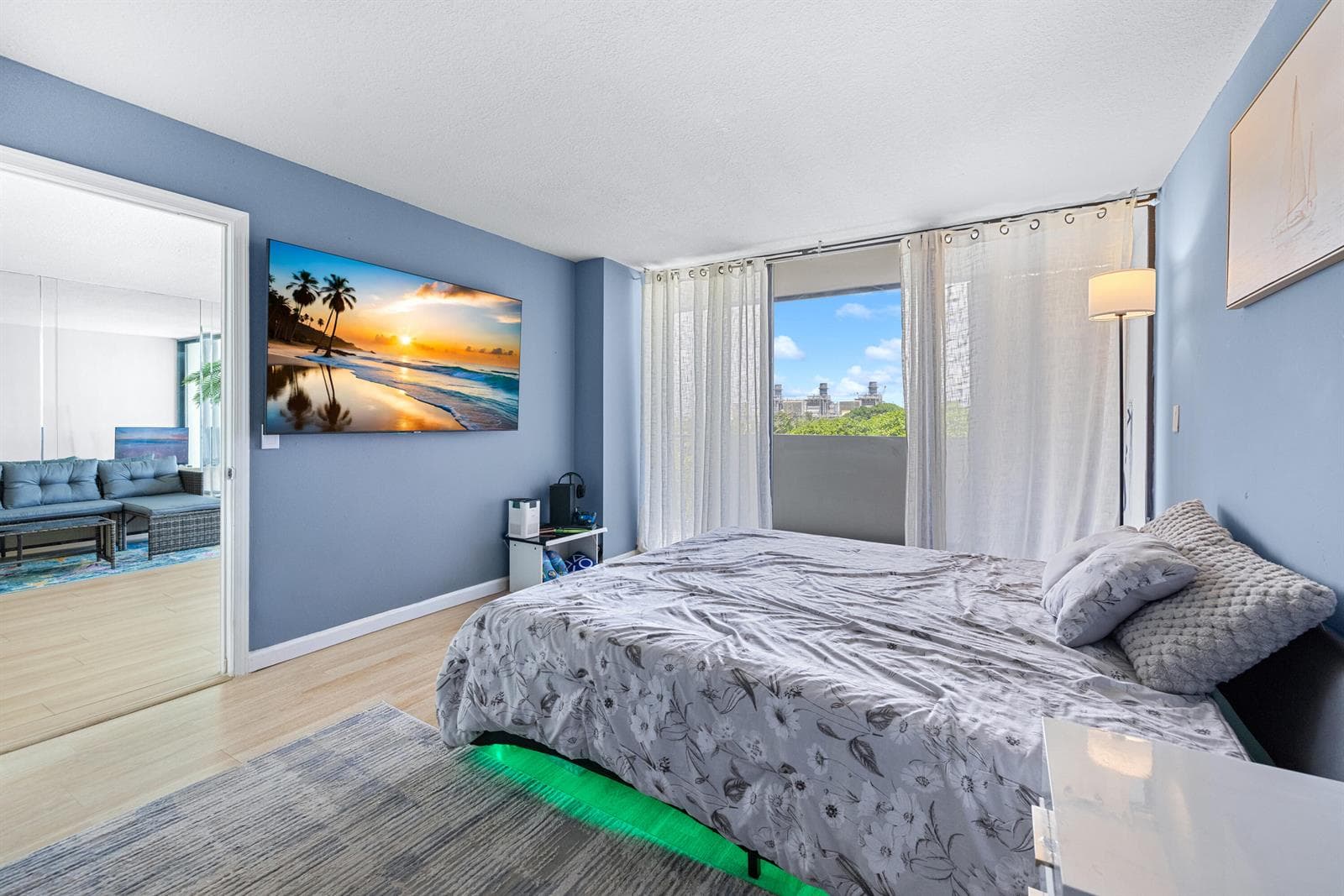 5600 N Flagler Drive 407 photo 19
