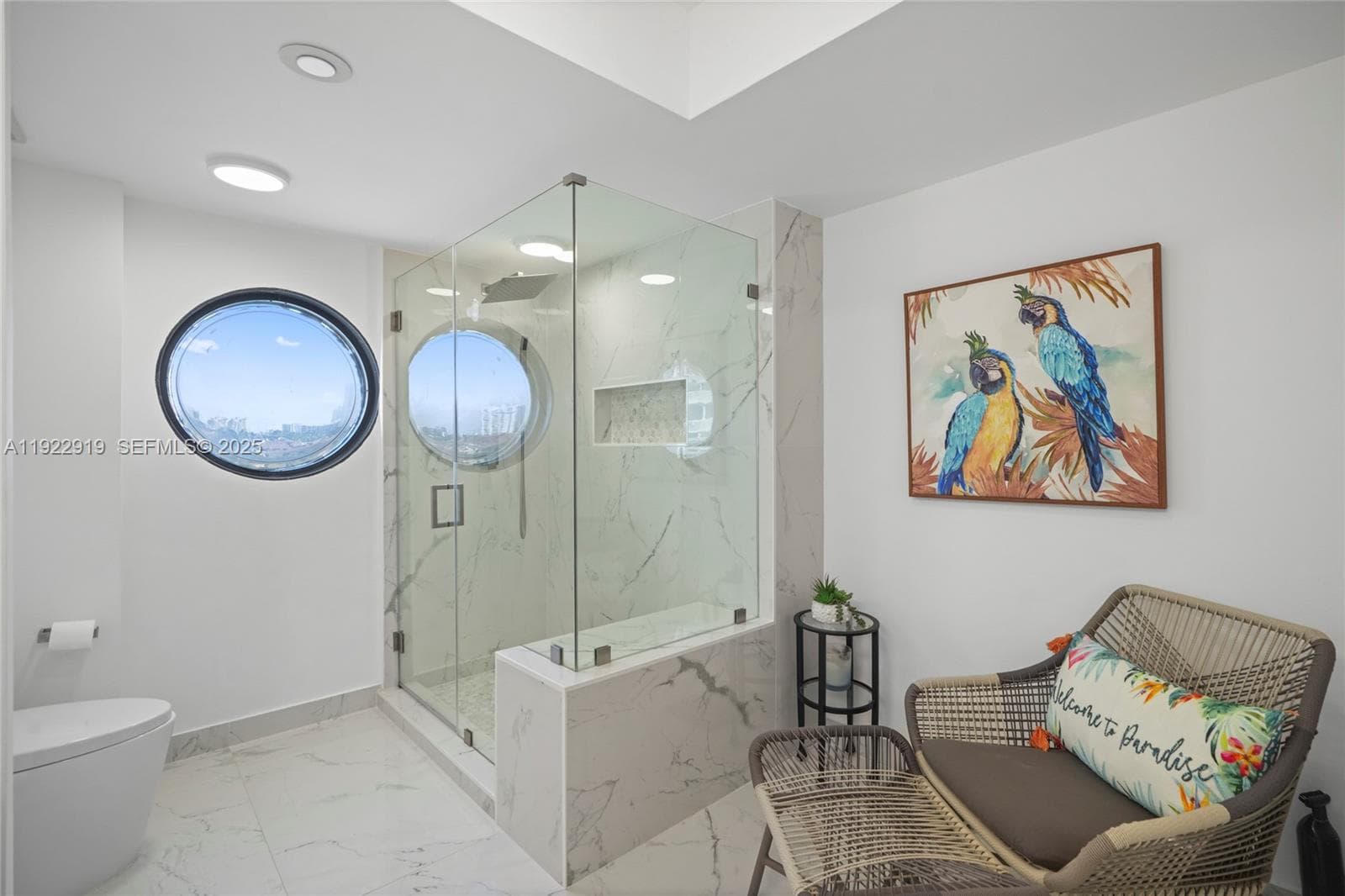 1000 Island Blvd 504 photo 15