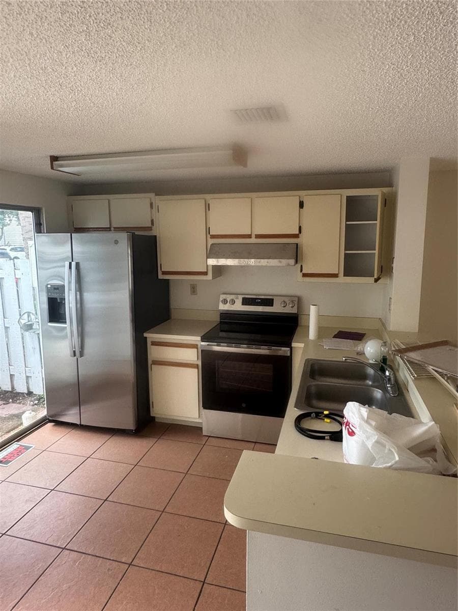 2845 NE 15th Street photo 2