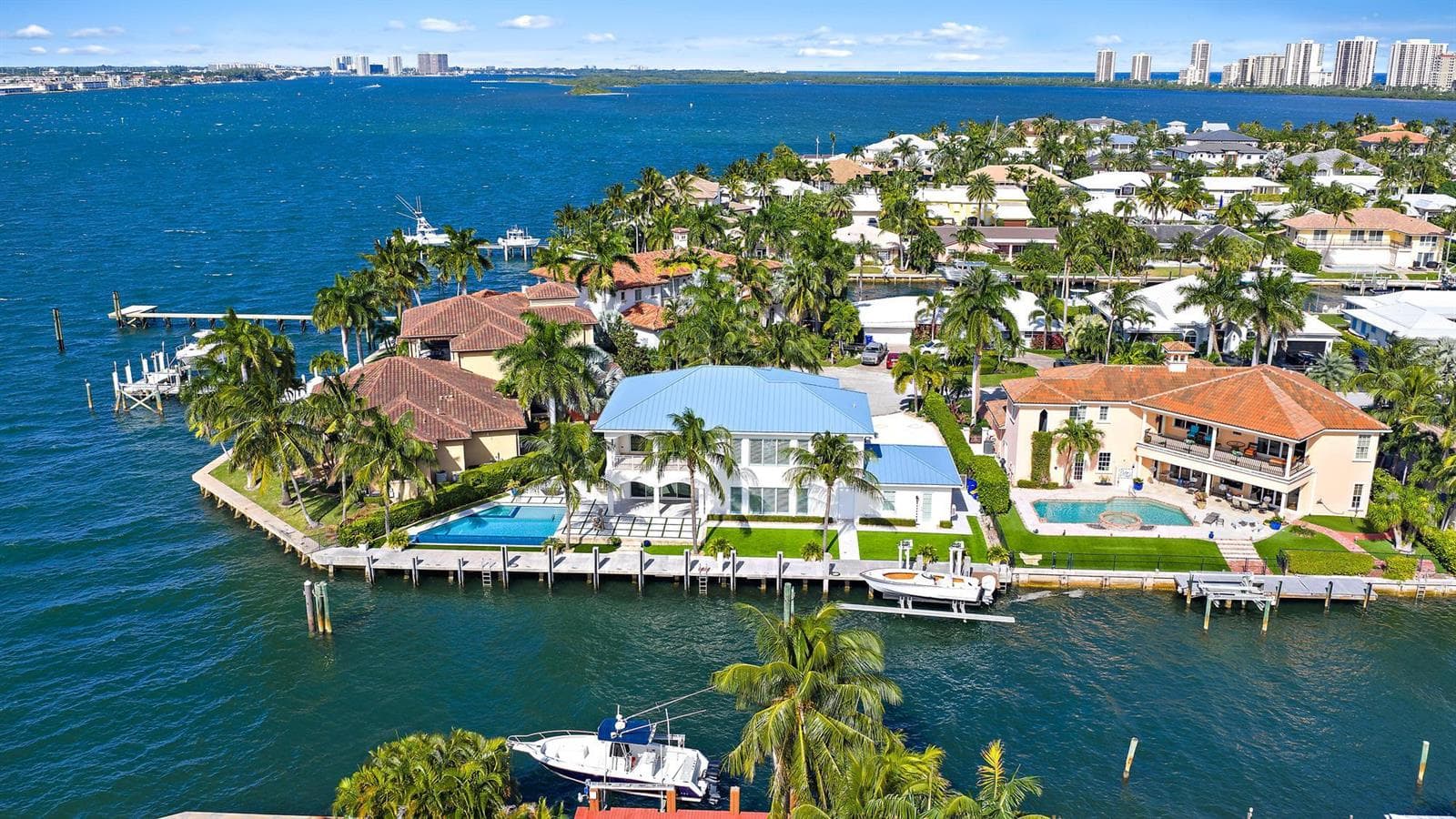 1021 Coral Way photo 3