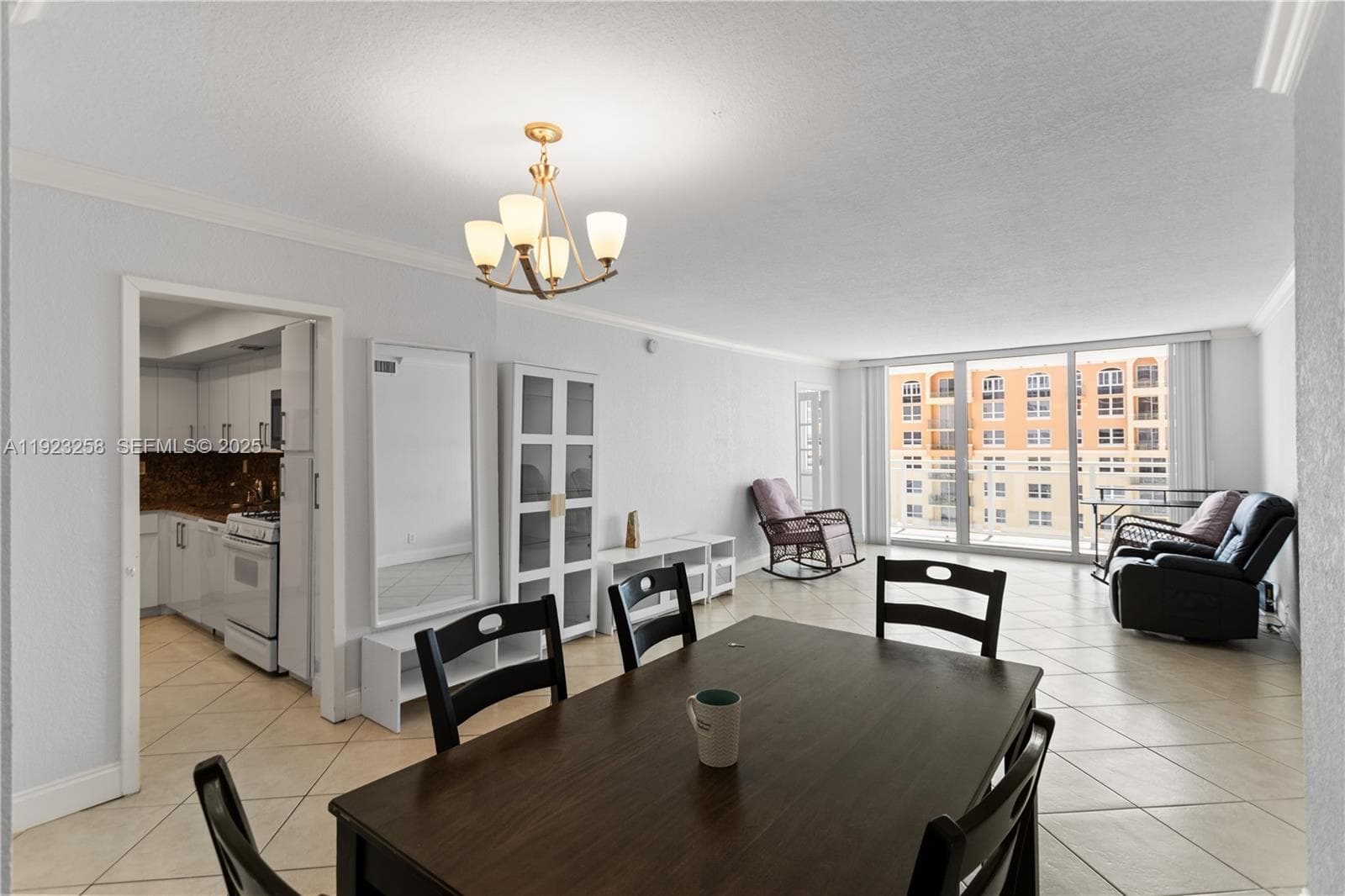 2030 Ocean Dr 1710 photo 10