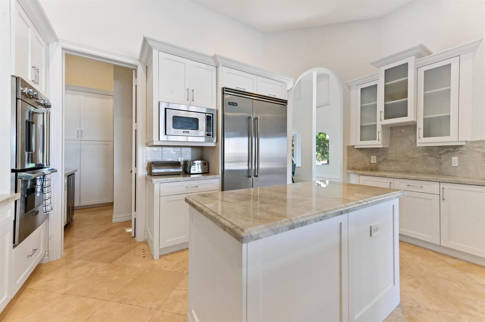 200 N Lake Drive photo 15