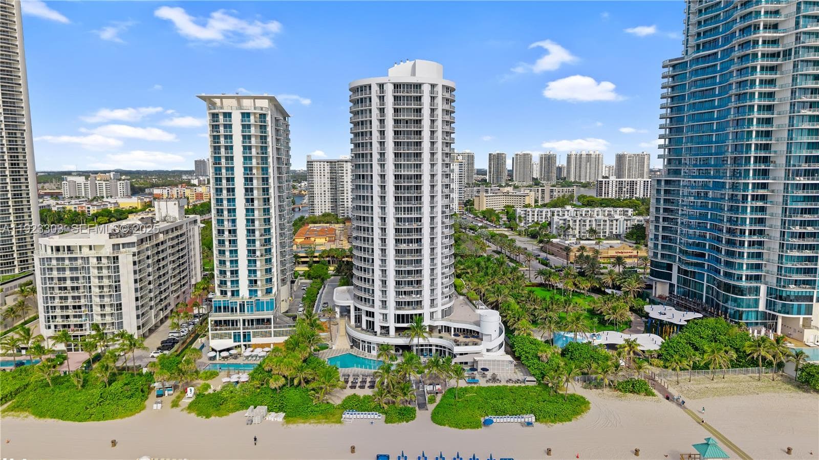 17375 E Collins Ave 1108 photo 24